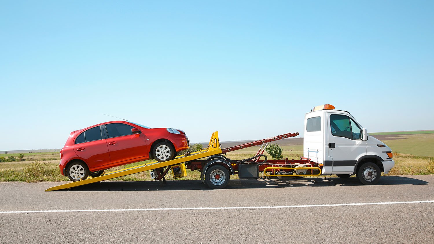 ¿Qué coberturas incluye un seguro de coche a todo riesgo?